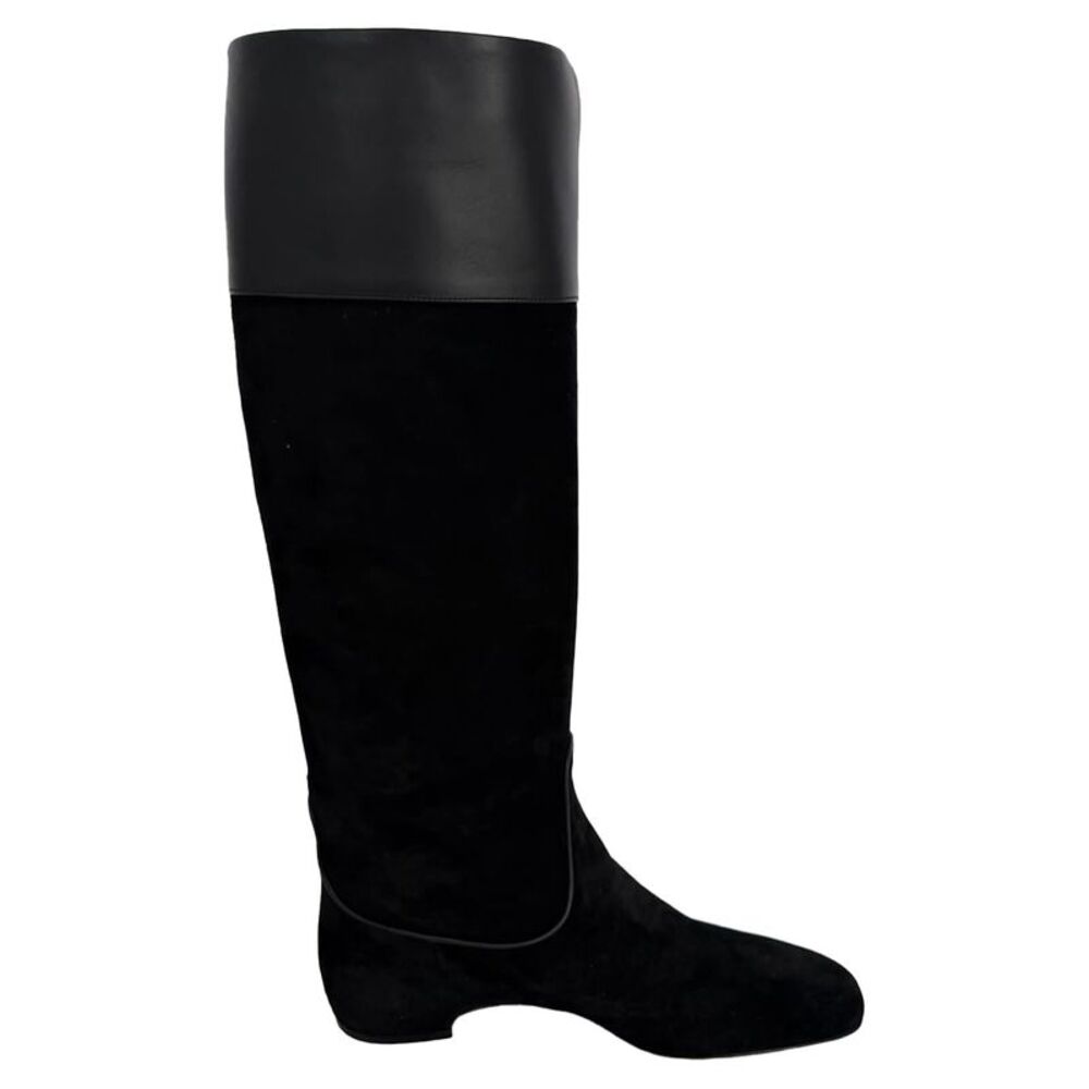 Roger Vivier Almond-Toe Knee-High Boots in Black Suede